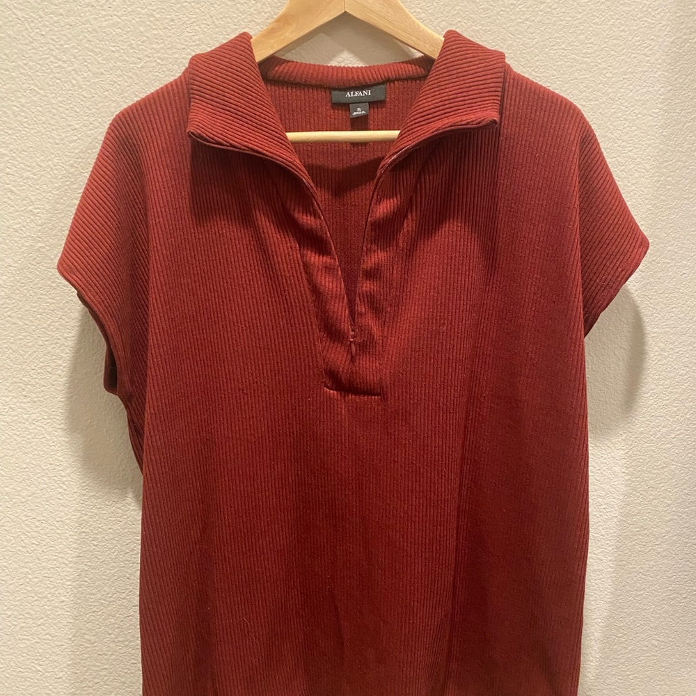 Alfani Women's Deep Red Ribbed short sleeved sweater